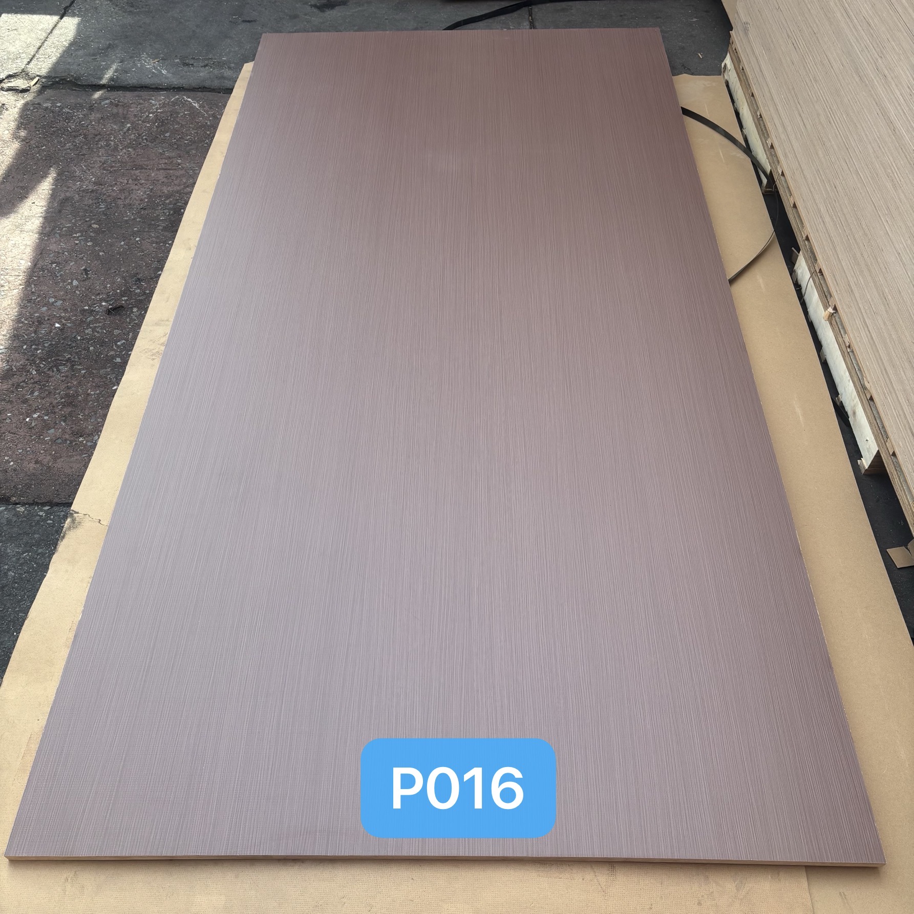 P-016 Melamine Plywood Board